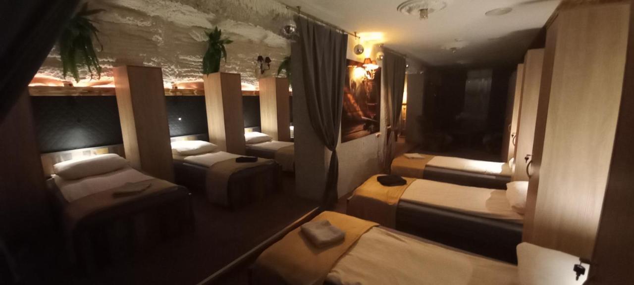 Zajazd Albatros Rzeszow Spa Kültér fotó