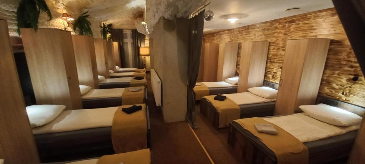 Zajazd Albatros Rzeszow Spa Kültér fotó