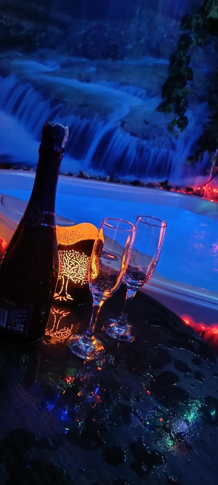 Zajazd Albatros Rzeszow Spa Kültér fotó