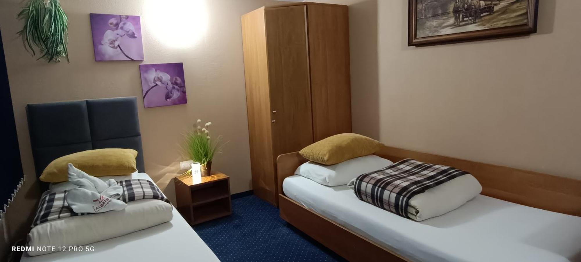 Zajazd Albatros Rzeszow Spa Kültér fotó